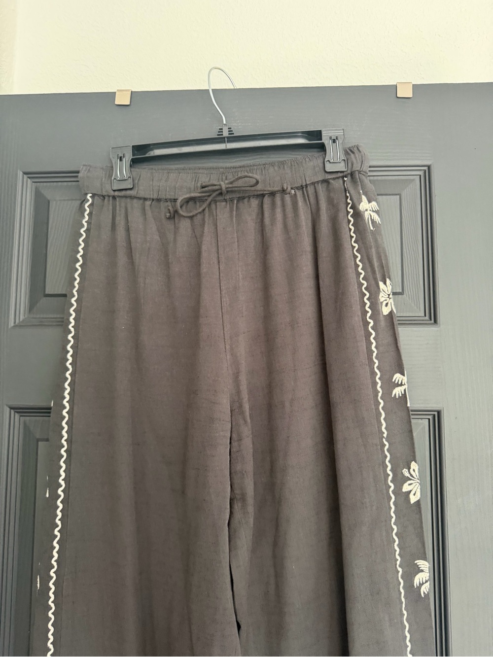 Billabong Days End Cotton Blend Drawstring Pants - Picture 6 of 13